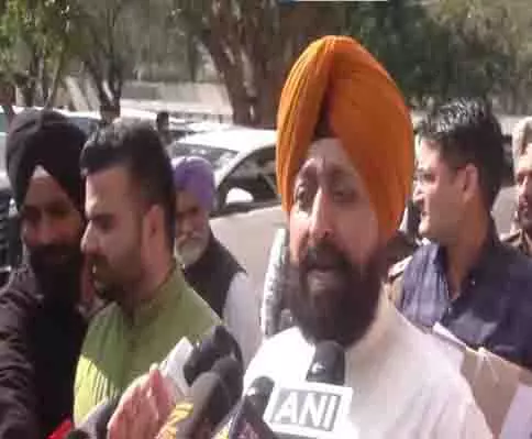 प्रताप सिंह बाजवा का दावा, 32 AAP विधायक कांग्रेस में शामिल होने के लिए कर रहे हैं एडवांस बुकिंग प्रताप सिंह बाजवा का दावा, 32 AAP विधायक कांग्रेस में शामिल होने के लिए कर रहे हैं एडवांस बुकिंग