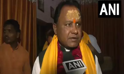ओडिशा मुख्यमंत्री ने Ayodhya में हनुमान गढ़ी मंदिर में पूजा-अर्चना की