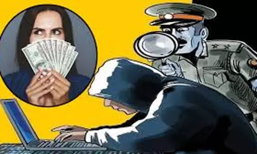 Moradabad: साइबर क्राइम ने पीड़ित व्यवसायी को एक लाख रुपये कराए वापस Moradabad: साइबर क्राइम ने पीड़ित व्यवसायी को एक लाख रुपये कराए वापस
