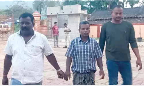 Odisha: ढेंकनाल में एक व्यक्ति ने अपने साले को सूअर समझकर गोली मार दी Odisha: ढेंकनाल में एक व्यक्ति ने अपने साले को सूअर समझकर गोली मार दी