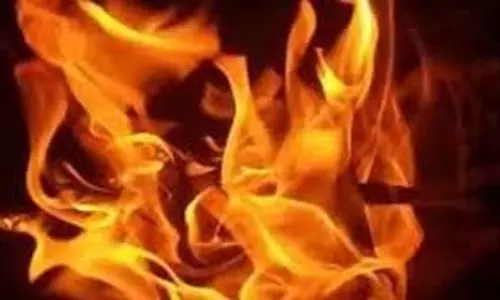UP News:  फ्लैट में लगी आग में झुलसकर प्रॉपर्टी डीलर की मौत