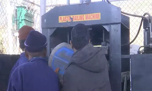 J-K: प्लास्टिक कचरा प्रबंधन पहल ने राजौरी के सीमावर्ती गांवों को बदला