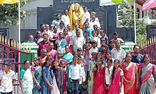 Tamil Nadu: थारंगमबाड़ी में सीगनपाल्कु स्मृति दिवस मनाया गया Tamil Nadu: थारंगमबाड़ी में सीगनपाल्कु स्मृति दिवस मनाया गया
