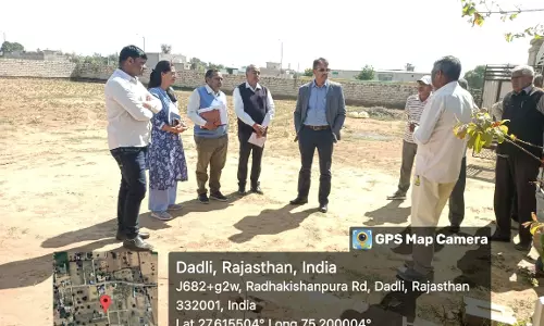 Sikar: जल जीवन मिशन के अधीन ग्राम पंचायत राधिाकिशनपुरा का किया निरीक्षण