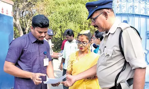 Andhra में ग्रुप 2 मुख्य परीक्षा सुचारू रूप से संपन्न हुई