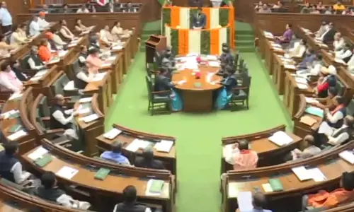 दिल्ली विधानसभा की कार्यवाही शुरू, देखें VIDEO