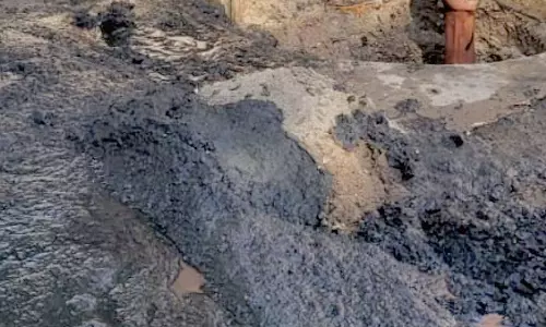 Haryana : सफाई कर्मचारियों के लिए यांत्रिक निष्कर्षण अपनाएं Haryana : सफाई कर्मचारियों के लिए यांत्रिक निष्कर्षण अपनाएं