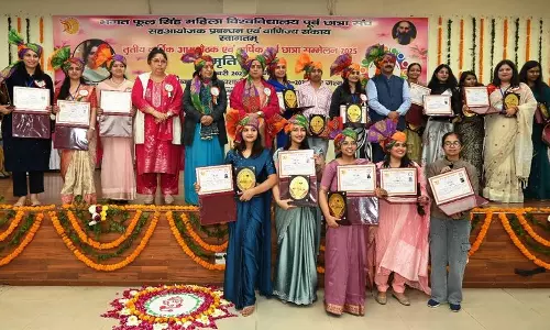 Haryana : स्मृति कुंभ में हरियाणवी संगीत की धुनों पर थिरके पूर्व छात्र