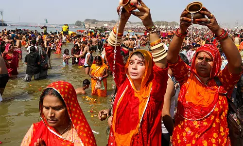 महाकुंभ मेले को लेकर सोशल मीडिया पर झूठी सूचना: 140 लोगों के खिलाफ मामला दर्ज महाकुंभ मेले को लेकर सोशल मीडिया पर झूठी सूचना: 140 लोगों के खिलाफ मामला दर्ज