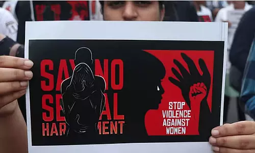 UP: दोपहिया वाहन पर लिफ्ट देकर कॉलेज छात्रा से दुष्कर्म