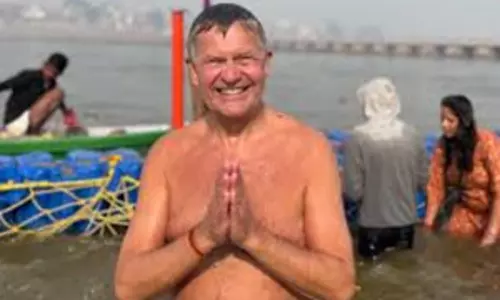 नॉर्वे के पूर्व मंत्री एरिक सोलहेम ने साझा किए महाकुंभ के अपने अनुभव नॉर्वे के पूर्व मंत्री एरिक सोलहेम ने साझा किए महाकुंभ के अपने अनुभव