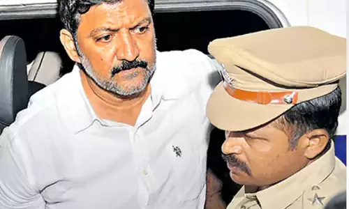 Andhra: अदालत ने वल्लभनेनी वामशी को तीन दिन की हिरासत दी