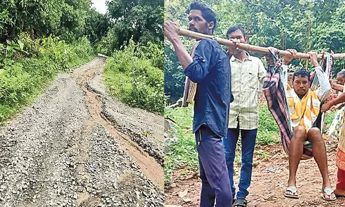 Andhra: गांवों में अभी तक उचित सड़क नहीं Andhra: गांवों में अभी तक उचित सड़क नहीं