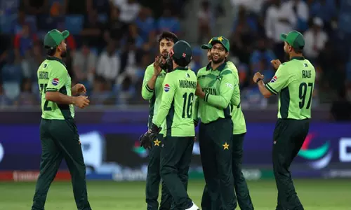 चैंपियंस ट्रॉफी में भारत के खिलाफ टीम की हार के बाद Ahmed Shahzad ने मेन इन ग्रीन पर निशाना साधा