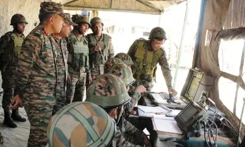 Jammu: भारतीय सेना के टाइगर डिवीजन ने युद्ध कौशल का प्रदर्शन किया