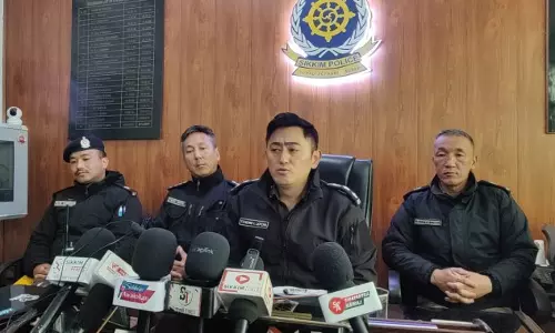 Sikkim : भड़काऊ भाषण के आरोपी को पांच दिन की पुलिस रिमांड पर भेजा गया Sikkim : भड़काऊ भाषण के आरोपी को पांच दिन की पुलिस रिमांड पर भेजा गया