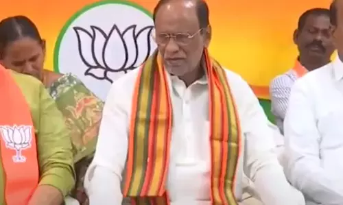 सरकार सेवानिवृत्त कर्मचारियों को लाभ देने में असमर्थ : MP Laxman सरकार सेवानिवृत्त कर्मचारियों को लाभ देने में असमर्थ : MP Laxman