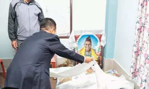 Sikkim :  सीएम ने पद्मश्री तुला राम उप्रेती को दी अंतिम श्रद्धांजलि, अंतिम संस्कार में दिया गया राजकीय सम्मान
