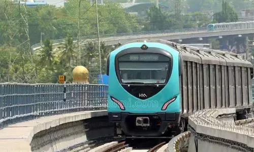 ऋण में देरी के कारण Kochi मेट्रो के दूसरे चरण का निर्माण अधर में लटका हुआ