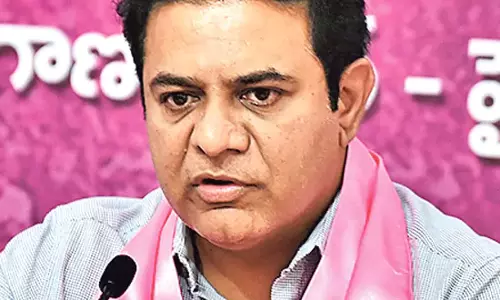 भाजपा सीएम रेवंत को बचा रही है: KTR