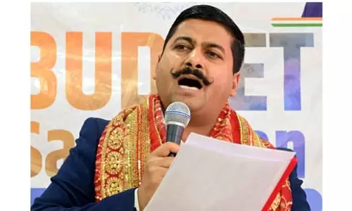 Gaurav ने ‘बजट पे चर्चा’ में मोदी सरकार के मध्यम वर्ग समर्थक बजट पर प्रकाश डाला