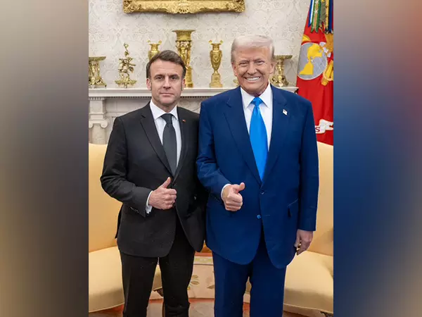 Trump ने फ्रांस को सबसे पुराना सहयोगी बताया, मैक्रों ने दीर्घकालिक शांति के लिए साझा दृष्टिकोण पर जोर दिया Trump ने फ्रांस को सबसे पुराना सहयोगी बताया, मैक्रों ने दीर्घकालिक शांति के लिए साझा दृष्टिकोण पर जोर दिया