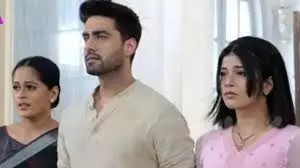 YRKKH Twist: पौद्दार हाउस छोड़ देगा अरमान, अभिरा के साथ ऐसे जिएगा जीवन YRKKH Twist: पौद्दार हाउस छोड़ देगा अरमान, अभिरा के साथ ऐसे जिएगा जीवन