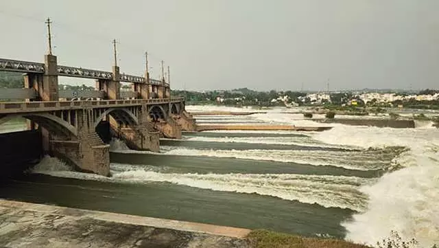 Tamil Nadu: मेट्टूर बांध की स्थिति Tamil Nadu: मेट्टूर बांध की स्थिति