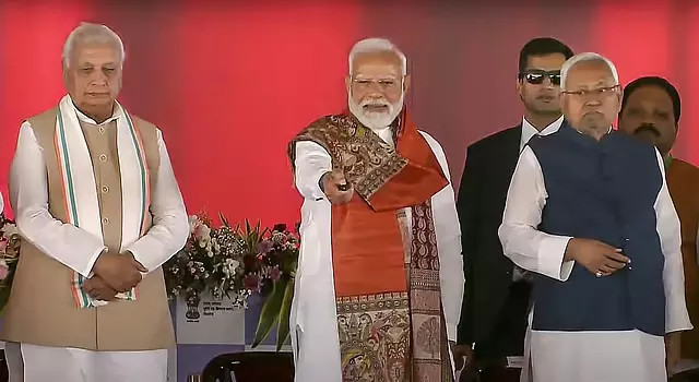 PM किसान सम्मान निधि की किस्त जारी: 9.8 करोड़ किसानों के खातों में 22,000 करोड़ रुपये ट्रांसफर PM किसान सम्मान निधि की किस्त जारी: 9.8 करोड़ किसानों के खातों में 22,000 करोड़ रुपये ट्रांसफर