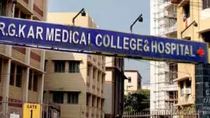आरजी कार मामले में सीबीआई पूरक आरोपपत्र पेश करने को तैयार आरजी कार मामले में सीबीआई पूरक आरोपपत्र पेश करने को तैयार