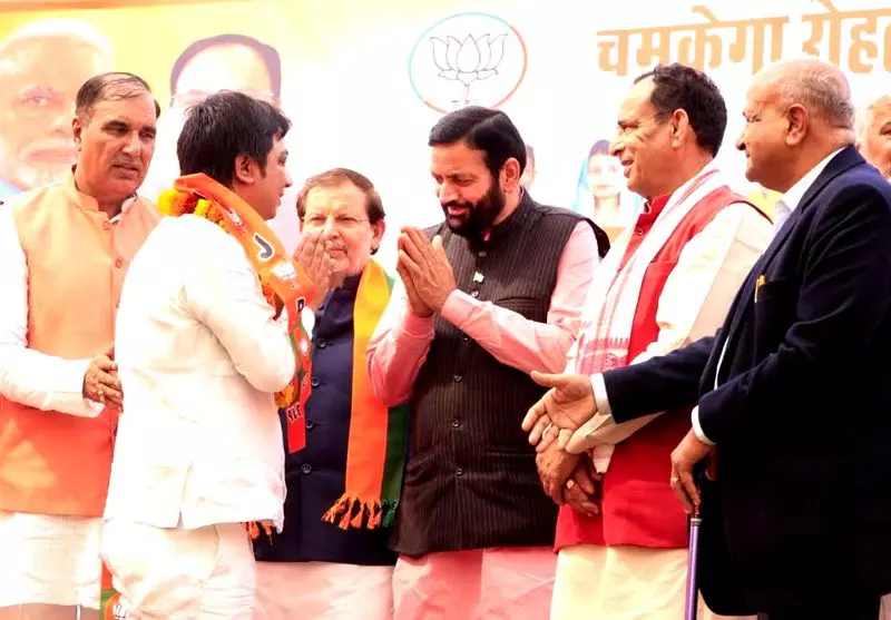 Haryana : ट्रिपल इंजन सरकार के गठन से तेजी से विकास सुनिश्चित होगा Haryana : ट्रिपल इंजन सरकार के गठन से तेजी से विकास सुनिश्चित होगा