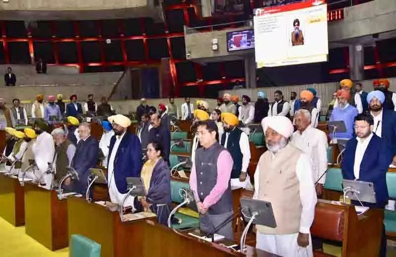 सुविधा केंद्रों की सेवाओं के बारे में जनता को गुमराह न करें: Arora सुविधा केंद्रों की सेवाओं के बारे में जनता को गुमराह न करें: Arora