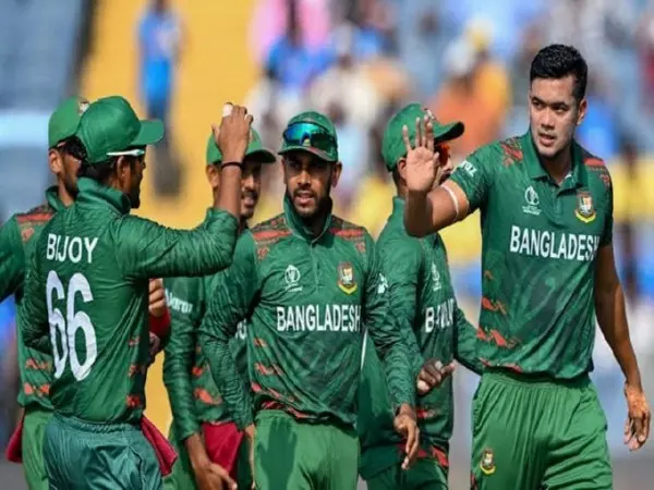 जाफर ने Champions Trophy से बाहर होने में बांग्लादेश की बल्लेबाजी की आलोचना की जाफर ने Champions Trophy से बाहर होने में बांग्लादेश की बल्लेबाजी की आलोचना की
