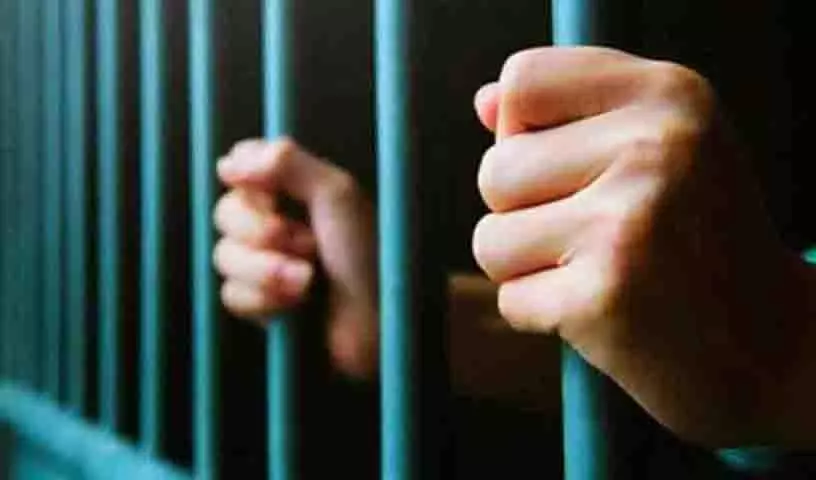 Hyderabad में अंतरराष्ट्रीय मानव तस्करी रैकेट का भंडाफोड़ Hyderabad में अंतरराष्ट्रीय मानव तस्करी रैकेट का भंडाफोड़