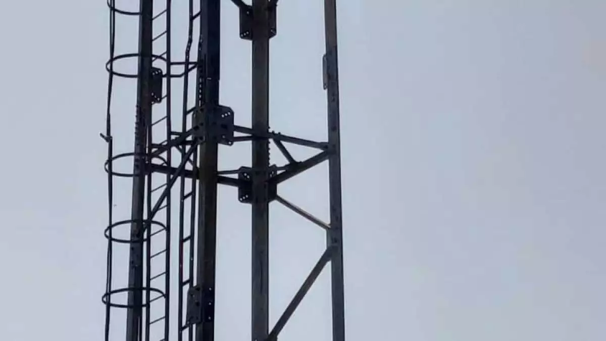 BSNL टॉवर में चोरी, पुलिस ने केस दर्ज किया BSNL टॉवर में चोरी, पुलिस ने केस दर्ज किया