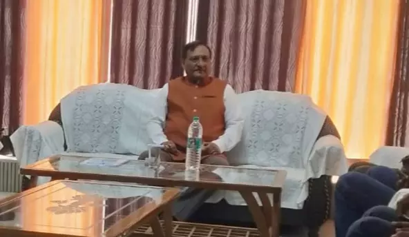 Sri Ganganagar: पात्र आवेदकों को दिलाये विभागीय योजनाओं का अधिकतम लाभ विभागीय बैठक Sri Ganganagar: पात्र आवेदकों को दिलाये विभागीय योजनाओं का अधिकतम लाभ विभागीय बैठक