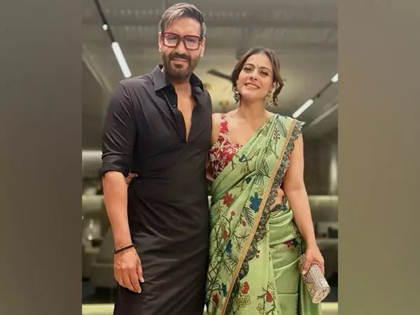 Kajol ने पति अजय देवगन के साथ 26वीं शादी की सालगिरह मनाते हुए लेट पोस्ट शेयर किया Kajol ने पति अजय देवगन के साथ 26वीं शादी की सालगिरह मनाते हुए लेट पोस्ट शेयर किया