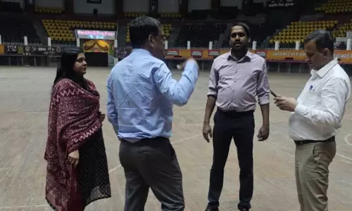 इंडोर स्टेडियम में एक दिन बाद मेयर मीनल चौबे लेंगी शपथ इंडोर स्टेडियम में एक दिन बाद मेयर मीनल चौबे लेंगी शपथ
