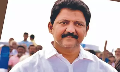 Andhra: पूर्व विधायक वामसी से जुड़ी कथित अनियमितताओं की जांच एसआईटी करेगी