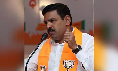 Karnataka: वित्तीय विवेक के साथ बजट प्रस्तुत करें Karnataka: वित्तीय विवेक के साथ बजट प्रस्तुत करें