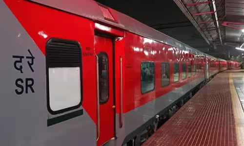 जिन लोगों ने ट्रेनों में टिकट बुक करा रखा है, वे अपनी सीट संख्या कन्फर्म करा लें: दक्षिण रेलवे