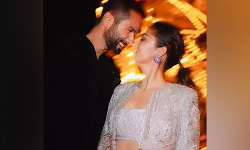 Mira Kapoor ने पति शाहिद कपूर को जन्मदिन की हार्दिक शुभकामनाएं दी Mira Kapoor ने पति शाहिद कपूर को जन्मदिन की हार्दिक शुभकामनाएं दी