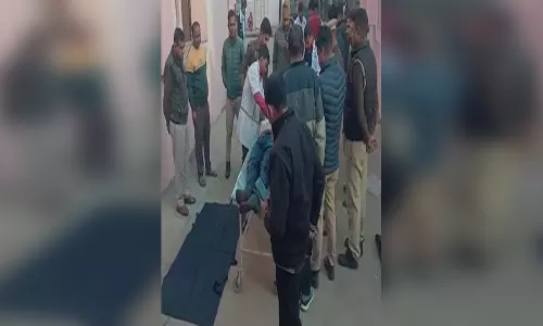 एक्सप्रेस वे पर भीषण सड़क हादसा, पिता और बेटा-बेटी की मौत