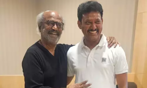 मंत्री अंबिल महेश-रजनीकांत की अचानक मुलाकात मंत्री अंबिल महेश-रजनीकांत की अचानक मुलाकात