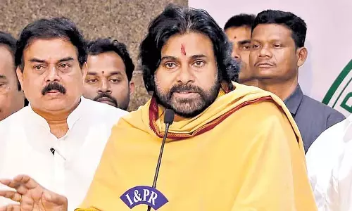 YSRCP विपक्ष का दर्जा पाने के योग्य नहीं: पवन कल्याण YSRCP विपक्ष का दर्जा पाने के योग्य नहीं: पवन कल्याण