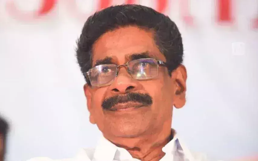 CPM राजनीतिक लाभ के लिए थरूर की टिप्पणी का फायदा उठा रही CPM राजनीतिक लाभ के लिए थरूर की टिप्पणी का फायदा उठा रही