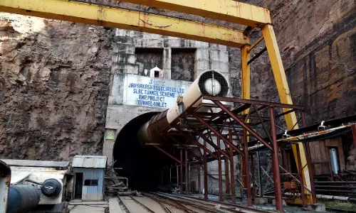 Tunnel Collapse: स्थिति का आकलन करने के लिए GSI-NGRI के विशेषज्ञों को बुलाया गया