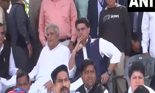 Congress ने 6 विधायकों के निलंबन को लेकर राजस्थान विधानसभा में विरोध प्रदर्शन जारी रखा