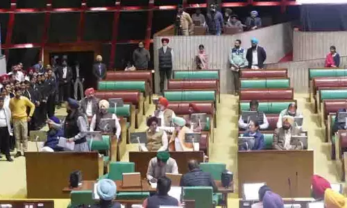 आप सरकार के खिलाफ भ्रष्टाचार के आरोपों को लेकर Punjab विधानसभा में हंगामा