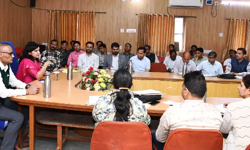 District Collector परीक्षा के सफल आयोजन के लिए नियुक्त अधिकारियों व कार्मिकों को दिया प्रशिक्षण District Collector परीक्षा के सफल आयोजन के लिए नियुक्त अधिकारियों व कार्मिकों को दिया प्रशिक्षण